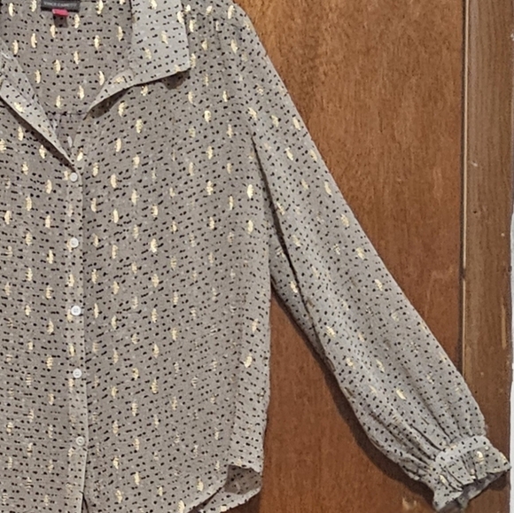 Vince Camuto Beige Button Blouse with Gold Metallic Dots Print Long Sleeve - Picture 4 of 10